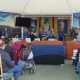 Sono gi� le 15.30: inizia lo show